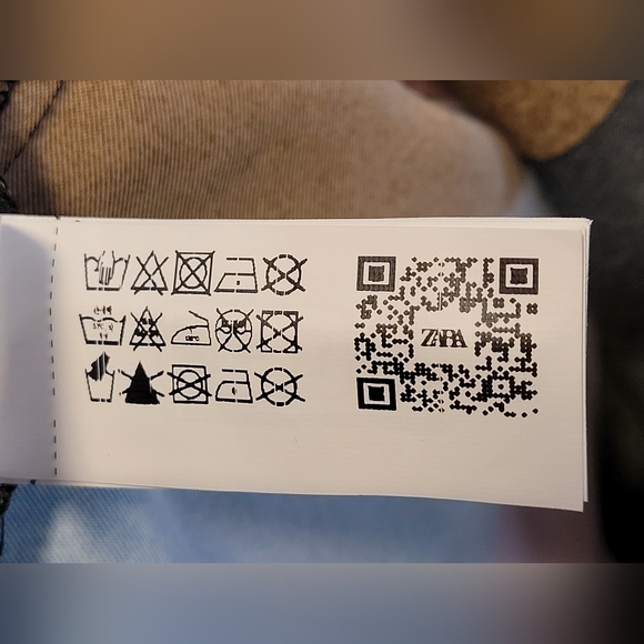 Zara Multicolor Graphic Feather-Hem Crop Top Size Large - Picture 8 of 8